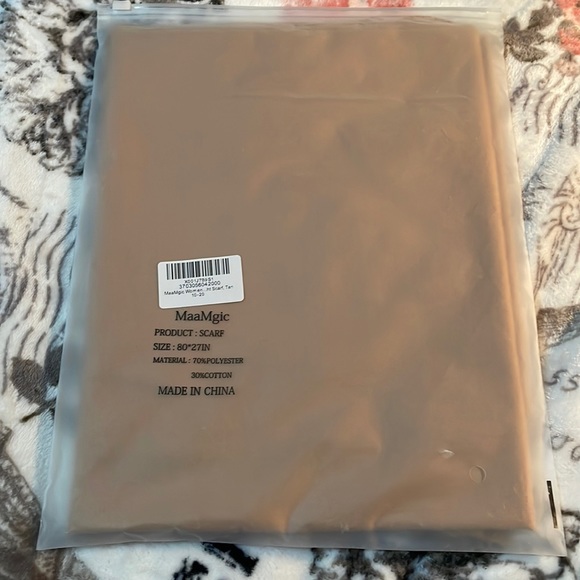 Tan Scarf - Picture 13 of 13